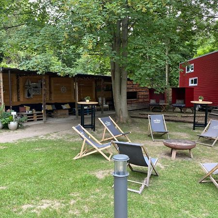 Tiny House Ems Im Pier9 Tiny House Hotel Hamm  Esterno foto